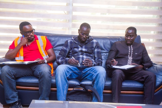 PREPARATION DE LA FETE DU 4 AVRIL : Dr Babacar Diop met les bouchées doubles pour que Thiès réussisse le pari PREPARATION DE LA FETE DU 4 AVRIL : Dr Babacar Diop met les bouchées doubles pour que Thiès réussisse le pari