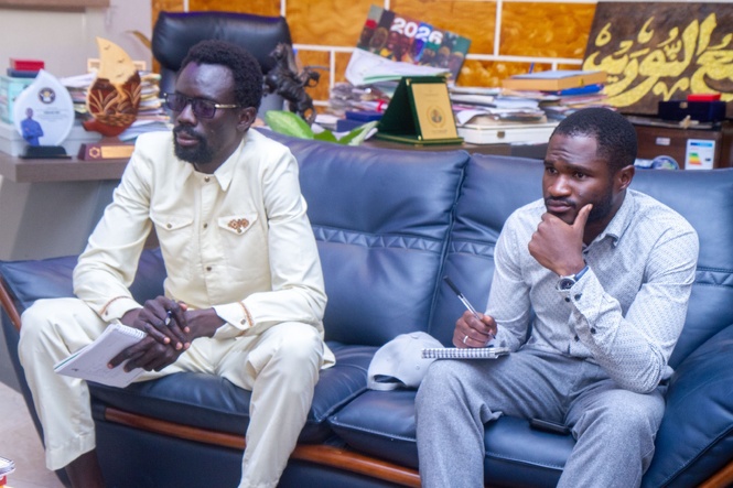 PREPARATION DE LA FETE DU 4 AVRIL : Dr Babacar Diop met les bouchées doubles pour que Thiès réussisse le pari PREPARATION DE LA FETE DU 4 AVRIL : Dr Babacar Diop met les bouchées doubles pour que Thiès réussisse le pari