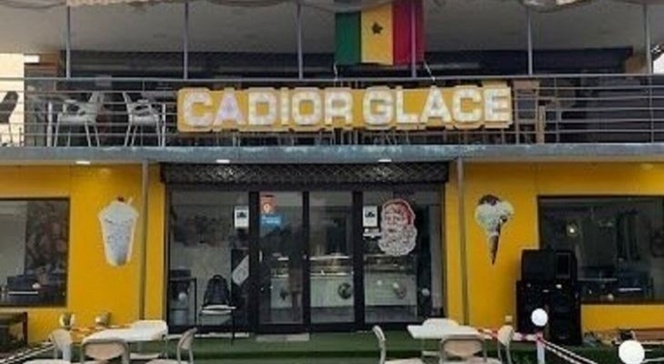 DEGUERPISSEMENT DE "CADIOR GLACE" : Tirs groupés sur le maire de la ville Babacar Diop DEGUERPISSEMENT DE "CADIOR GLACE" : Tirs groupés sur le maire de la ville Babacar Diop