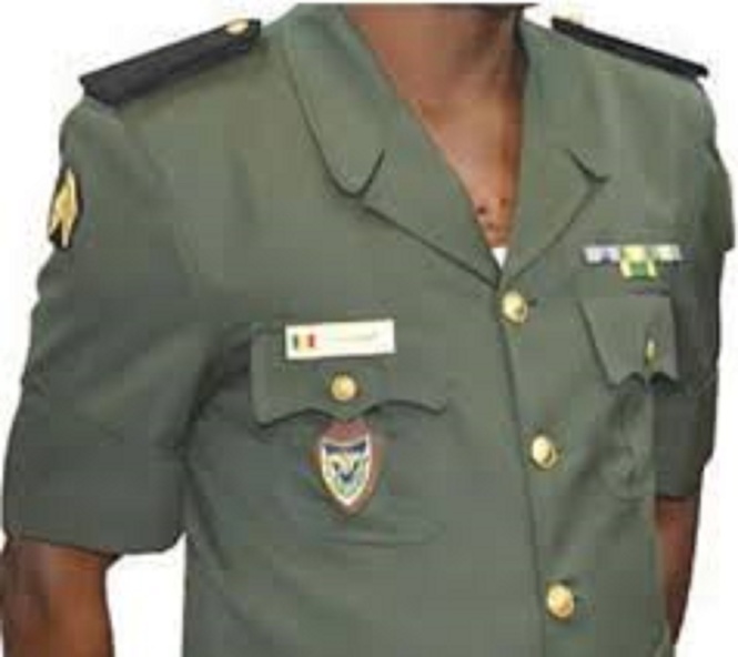 PRESUMEE AFFAIRE DE FAUX BILLETS : Un commandant de l’armée risque 10 ans de prison PRESUMEE AFFAIRE DE FAUX BILLETS : Un commandant de l’armée risque 10 ans de prison