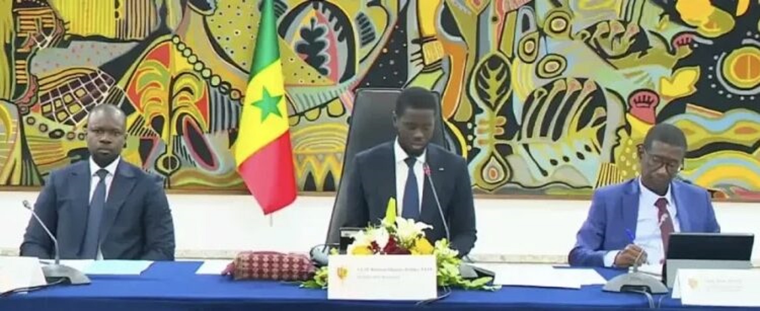 CONSEIL DES MINISTRES: Tout sur la communication et les décisions du Chef de l'Etat