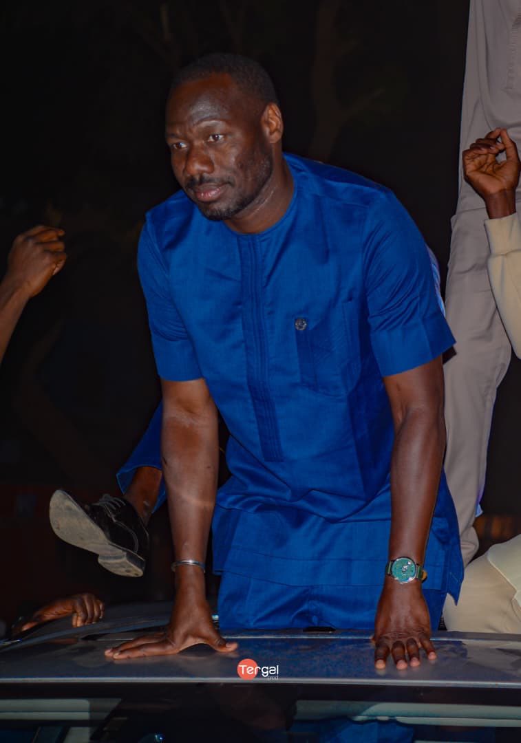 TOURNÉE DELLOO NJUKKEL : Mamadou Ndour Diouf accueille le trophée de la CAN à Diass